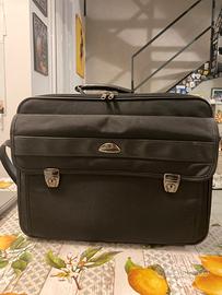 Quarantott’ore Samsonite
