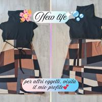 Vestito fantasia geometrica collo alto