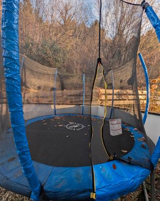 Trampolino elastico con rete di sicurezza 