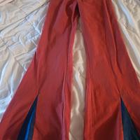 pantaloni rossi