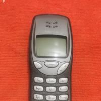 telefono Nokia 3210 senza batteria 