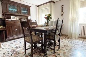 Cielo-terra con ingresso indipendente, N/394