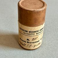 Antica confezione di rivetti brevettati Manzini