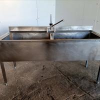 Lavello in acciaio inox a 2 vasche