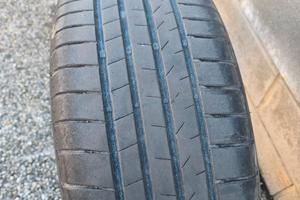4 pneumatici estivi brigestone 235/50 r19