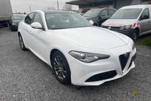 Alfa Romeo Giulia 2.0 Turbo 200 CV AT8 Super