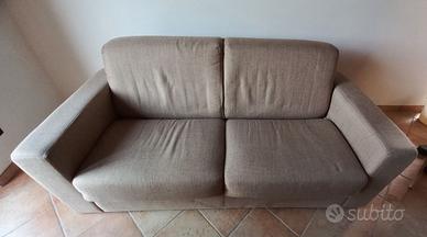 Divano letto matrimoniale