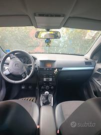 OPEL Astra 3ª serie - 2009