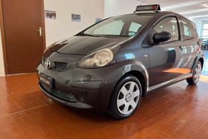 Toyota aygo 1.0 50kw 5p perdetta