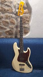 Basso Fender Jazz Bass