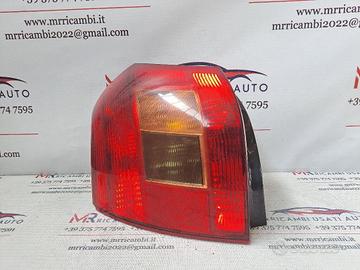 STOP FANALE POSTERIORE SINISTRO TOYOTA Corolla Ber