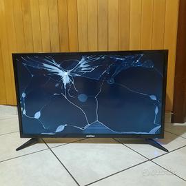 TV 32 pollici  siltal funzionante con schermo rott