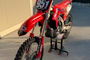 CRF 250 4T