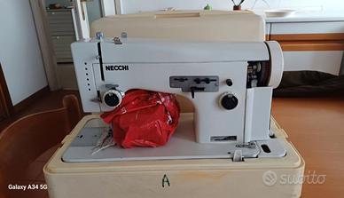 Necchi macchina da cucire Type 503 con custodia