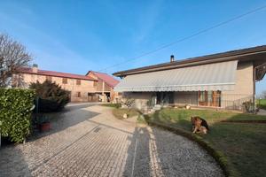 Casa singola con annesso rustico