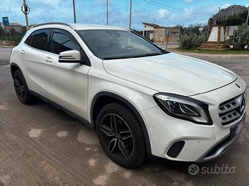 Mercedes GLA 200d 4 matic