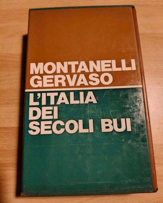 Libro "L'Italia dei secoli bui" - 1971