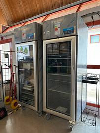 Freezer a colonna inox ventilato apertura a pedale