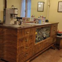 Credenza con specchiera