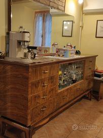 Credenza con specchiera