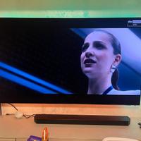 TV Samsung S90 77 pollici Oled