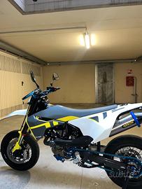 Husqvarna 701 SM 