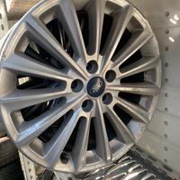 CERCHIO IN LEGA FORD FOCUS R17 ANNO:2016