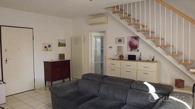Appartamento duplex in zona dei parchi