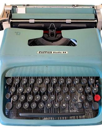 macchina da scrivere Olivetti studio 44