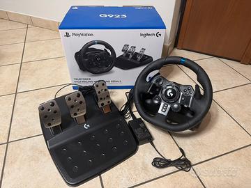 Logitech G923 TRUEFORCE PS5/PS4/PC
