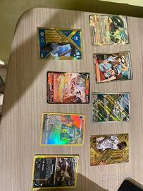 Carte pokemon e dei calciatori