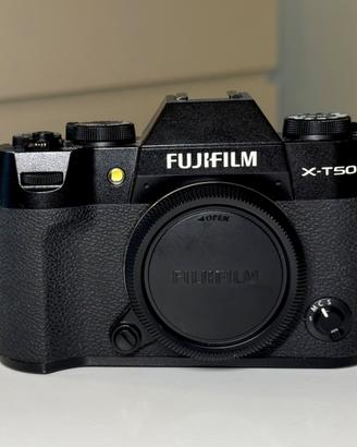 FUJIFILM X-T50