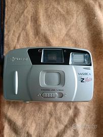 macchina fotografica YASHICA EZ Mate DATE 35 mm