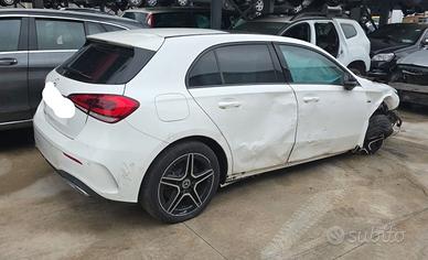 Ricambi Auto Mercedes Benz Classe A 250 E
