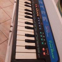 Tastiera Casio SA-3 con doppia alimentazione