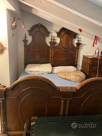 LETTO metà 800 e lampada inizi 900