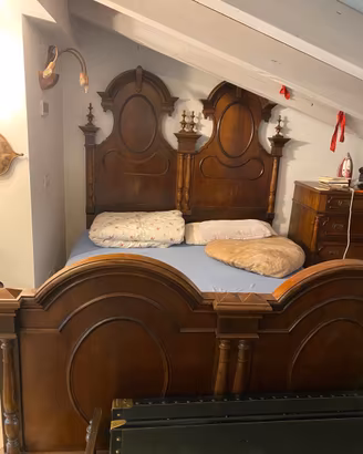 LETTO metà 800 e lampada inizi 900