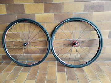 ruote corsa carbonio fulcrum light 