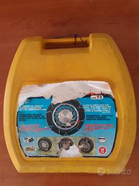 4  Catene  da  Neve  di due misure 