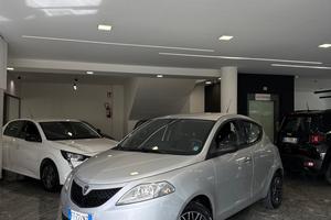 Lancia Ypsilon 1.2 69 CV 5 porte GPL Ecochic Plati