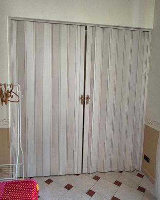 Chiusura/porta a soffietto in PVC a 2 ante