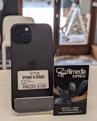 iPhone 15 256GB nero usato garanzia 