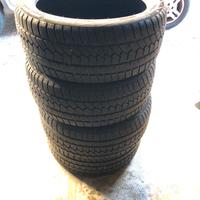 gomme  invernali 225 40 R18 