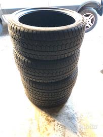 gomme  invernali 225 40 R18 