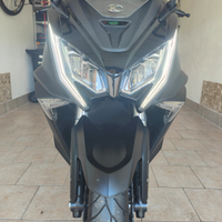 Kymco AK 550 ets touring