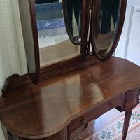 TOELETTA VINTAGE CON SPECCHIO TRIPLO