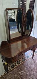TOELETTA VINTAGE CON SPECCHIO TRIPLO