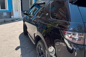 Discovery sport anno 2022.