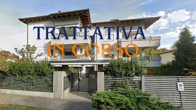 MULTILOCALE A VIMERCATE