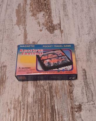 AMERICAN FOOTBALL MAGNETIC POCKET GAME PORTATILE